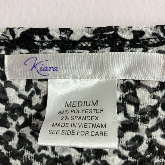Kiara Women’s Long Sleeve Top/Blouse, Medium, Crinkle Fabric, Black//White - Picture 4 of 4